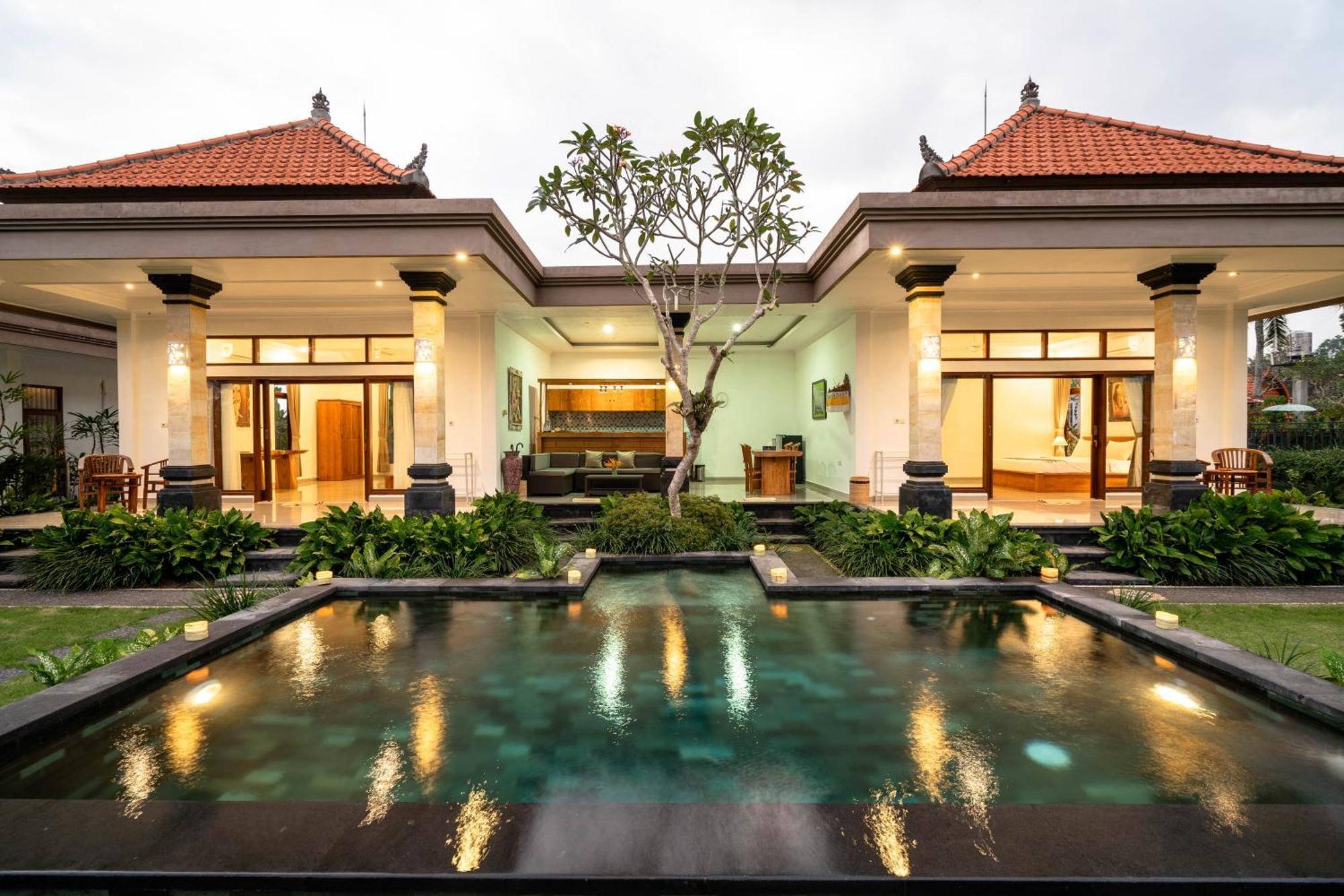 Griya Private Villa Ubud Exterior foto